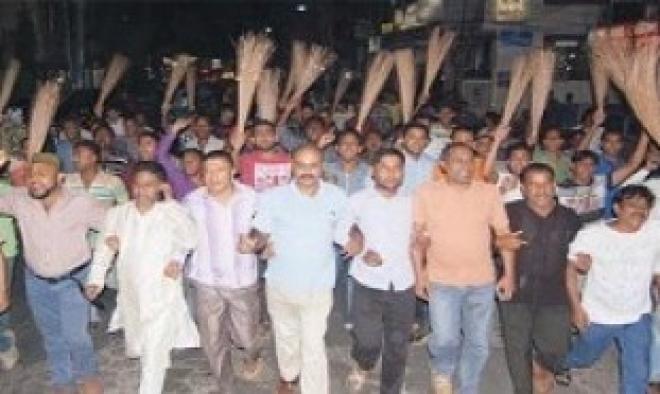 কমিটি প্রত্যাখ্যান করে সিলেটে বিএনপির ঝাড়‍ু মিছিল