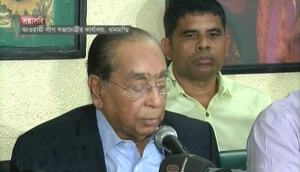 আওয়ামীলীগ সভানেত্রীর কার্যালয়ে সংবাদ সম্মেলনে বক্তব্যে রাখেন এইচ টি ইমাম
