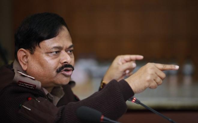 সংবাদ সম্মেলনে বিজিবি মহাপরিচালক
