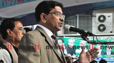 বৃহস্পতিবার বঙ্গবন্ধু সৈনিক লীগের প্রতিবাদ সমাবেশে প্রধান অতিথি হিসাবে বক্তব্য রাখেন মাহবুব-উল আলম হানিফ। ছবি- নিউজ৪১ডটকম