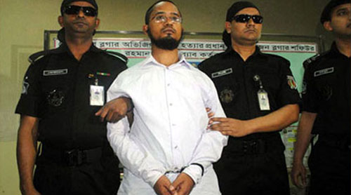 সোমবার সকালে রাজধানীর যাত্রাবাড়ী এলাকা থেকে ফারাবীকে গ্রেফতার করে র‌্যাব